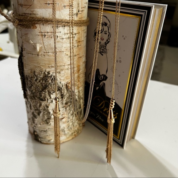 ANN PAIGE Gold Long Double Tassel Necklace • New - Picture 3 of 5